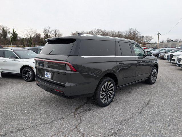 new 2025 Lincoln Navigator car, priced at $124,590
