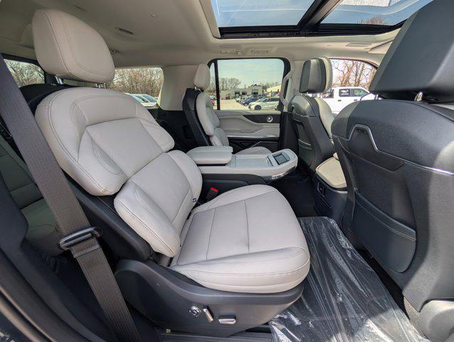 new 2026 Lincoln Navigator car, priced at $101,919