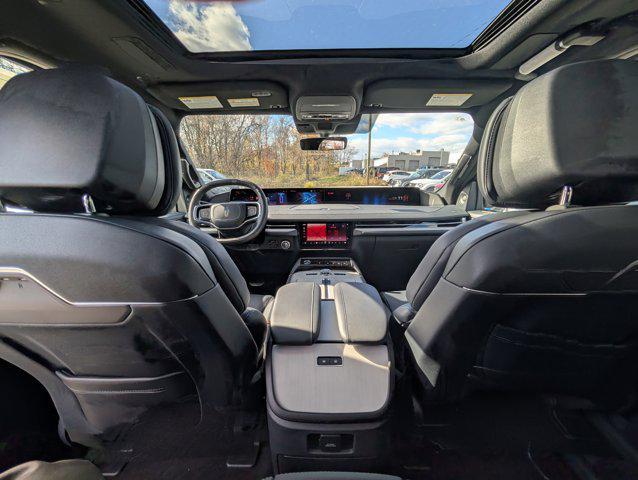 new 2025 Lincoln Navigator car, priced at $109,032