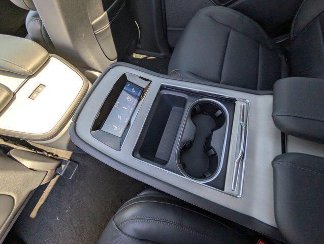 new 2025 Lincoln Navigator car, priced at $96,617