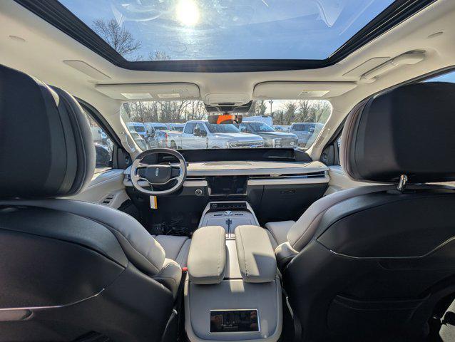 new 2026 Lincoln Navigator car, priced at $107,590