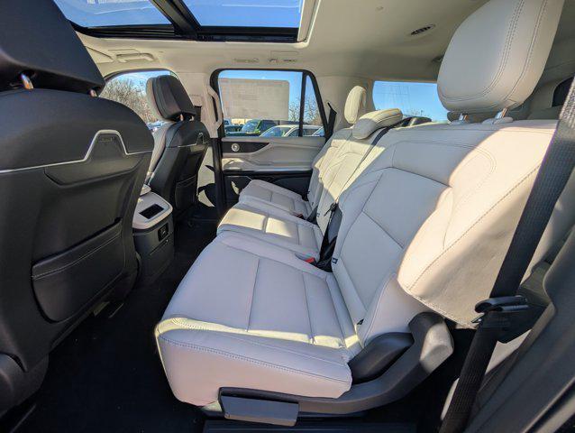 new 2026 Lincoln Navigator car, priced at $107,590