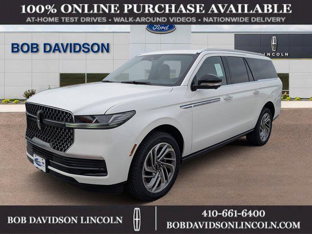 new 2025 Lincoln Navigator car, priced at $105,672
