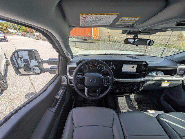 new 2025 Ford F-450 car, priced at $100,325