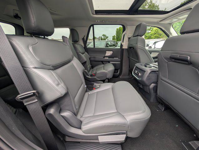 new 2026 Ford Expedition car, priced at $70,136