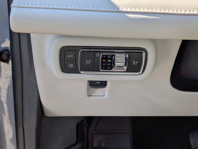 new 2026 Lincoln Nautilus car, priced at $62,102