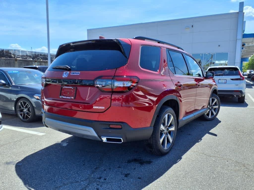 new 2025 Honda Pilot car, priced at $51,550