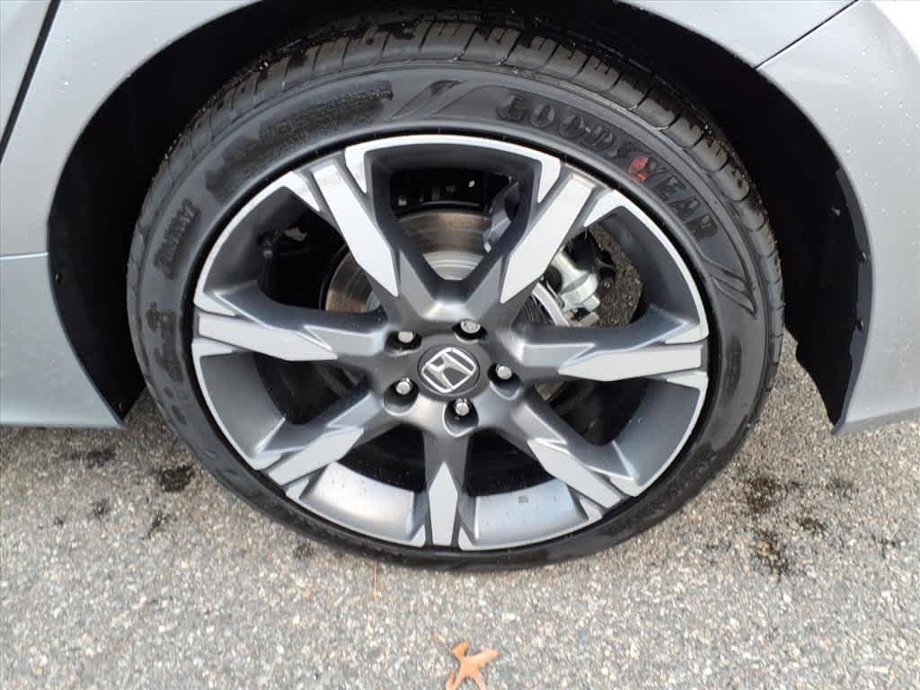 new 2026 Honda Civic Hybrid car, priced at $34,690