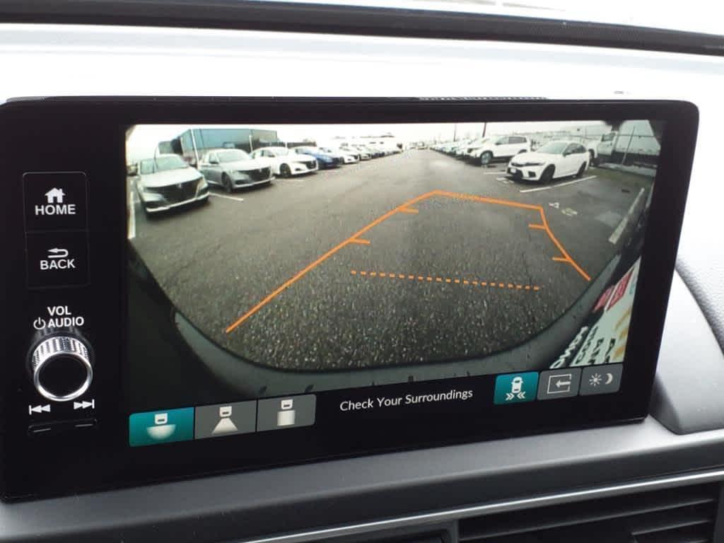 new 2025 Honda Pilot car, priced at $51,825