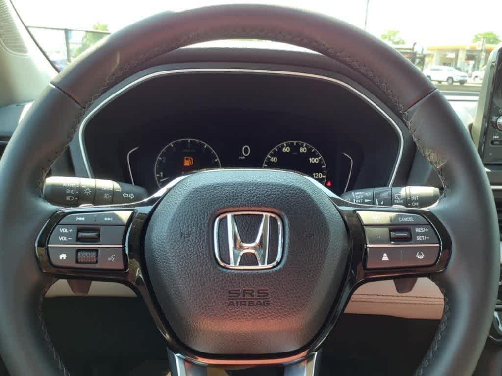 new 2025 Honda Pilot car, priced at $47,550