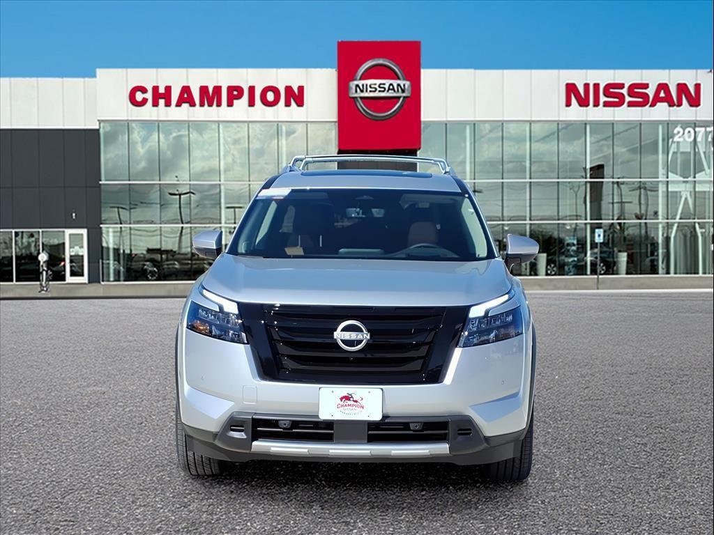 new 2025 Nissan Pathfinder car, priced at $42,370