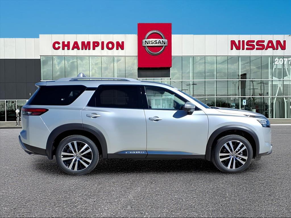 new 2025 Nissan Pathfinder car, priced at $42,370