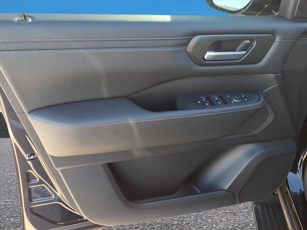 new 2026 Nissan Armada car, priced at $58,294