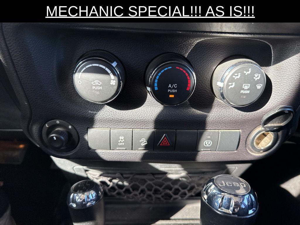 used 2015 Jeep Wrangler Unlimited car, priced at $19,000