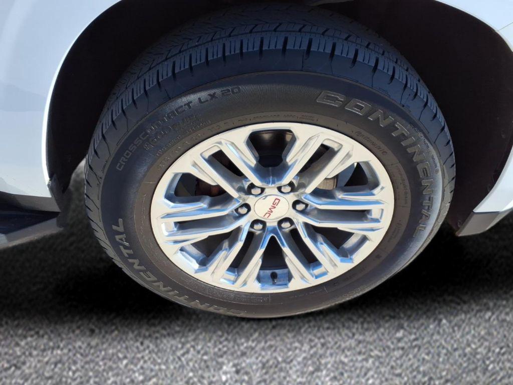 used 2023 GMC Yukon car, priced at $45,000