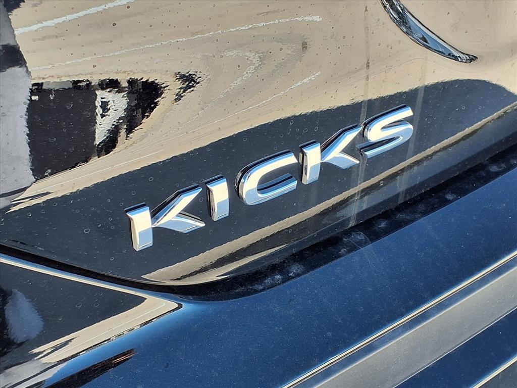 new 2025 Nissan Kicks car, priced at $21,325