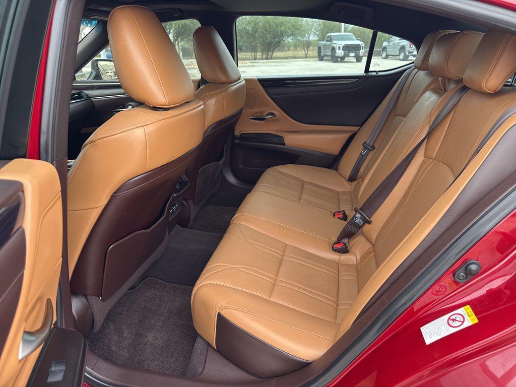 used 2019 Lexus ES 350 car, priced at $30,500