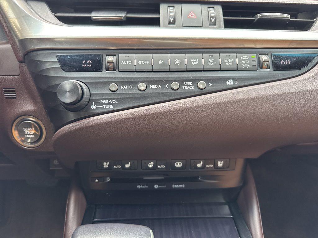 used 2019 Lexus ES 350 car, priced at $30,500