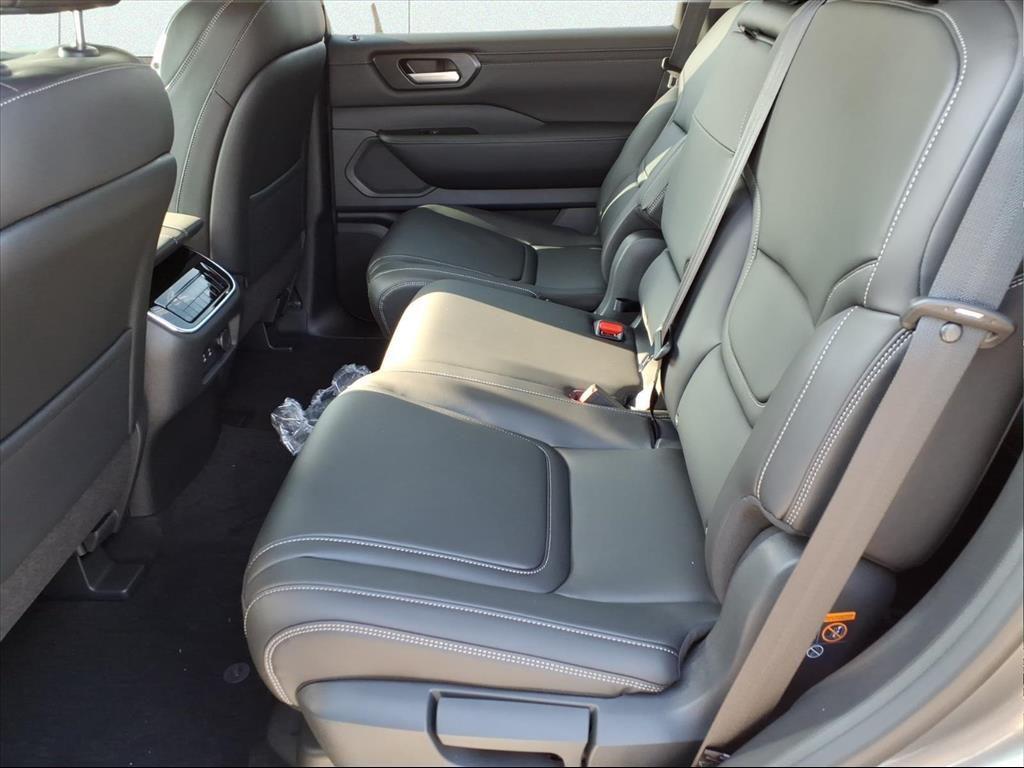 new 2026 Nissan Armada car, priced at $58,294