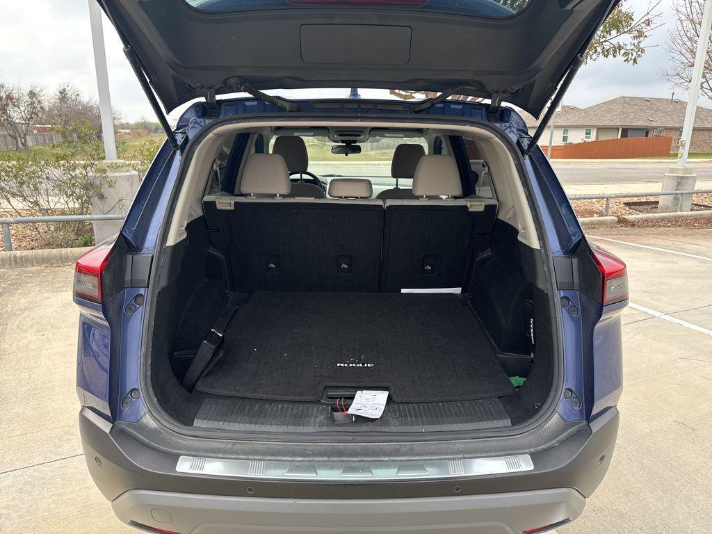 used 2021 Nissan Rogue car, priced at $17,787