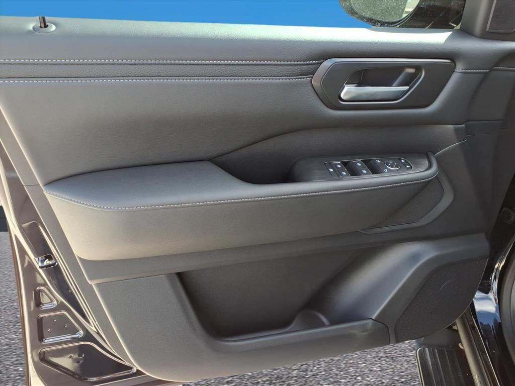 new 2026 Nissan Armada car, priced at $58,294