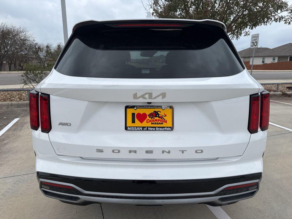 used 2022 Kia Sorento car, priced at $27,000