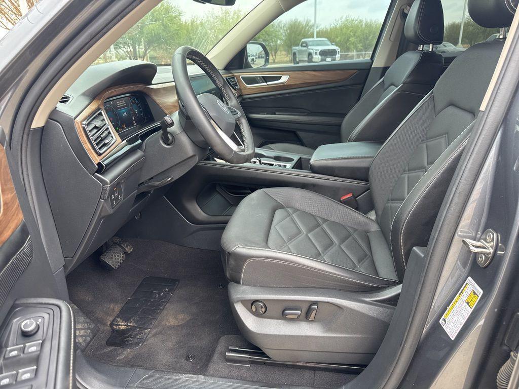 used 2024 Volkswagen Atlas car, priced at $27,000