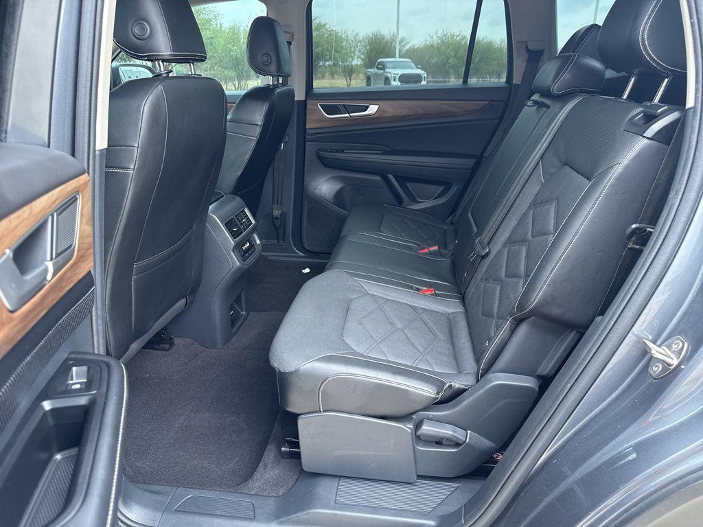 used 2024 Volkswagen Atlas car, priced at $27,000