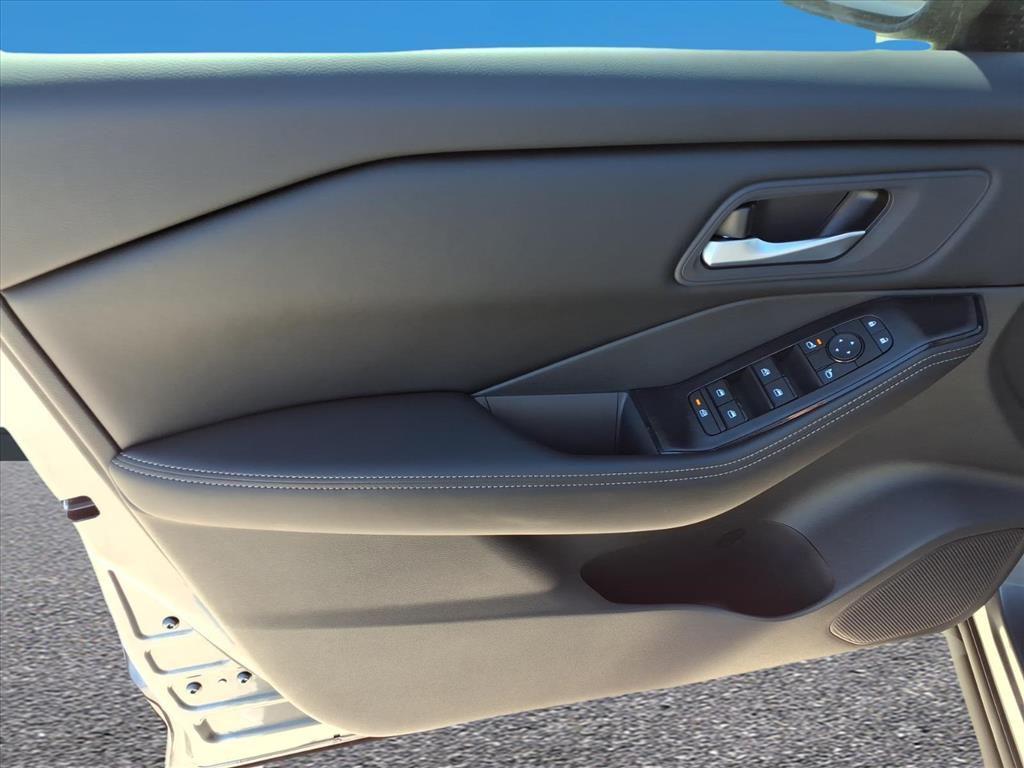 new 2026 Nissan Rogue car, priced at $27,000