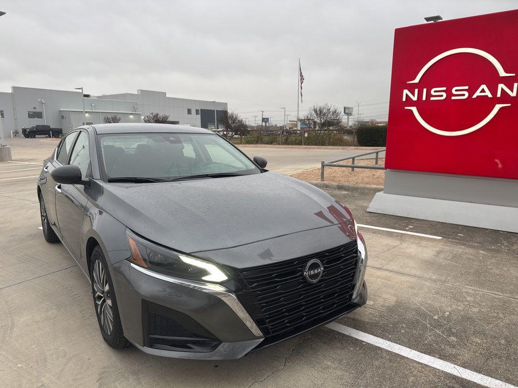 used 2024 Nissan Altima car, priced at $18,000