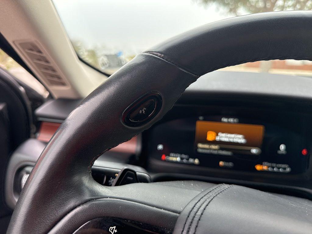 used 2022 Lincoln Aviator car, priced at $27,999