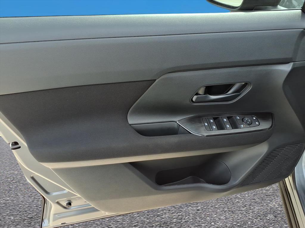 new 2026 Nissan Kicks car, priced at $22,010