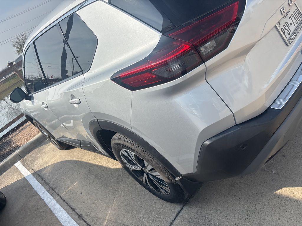 used 2021 Nissan Rogue car, priced at $16,284