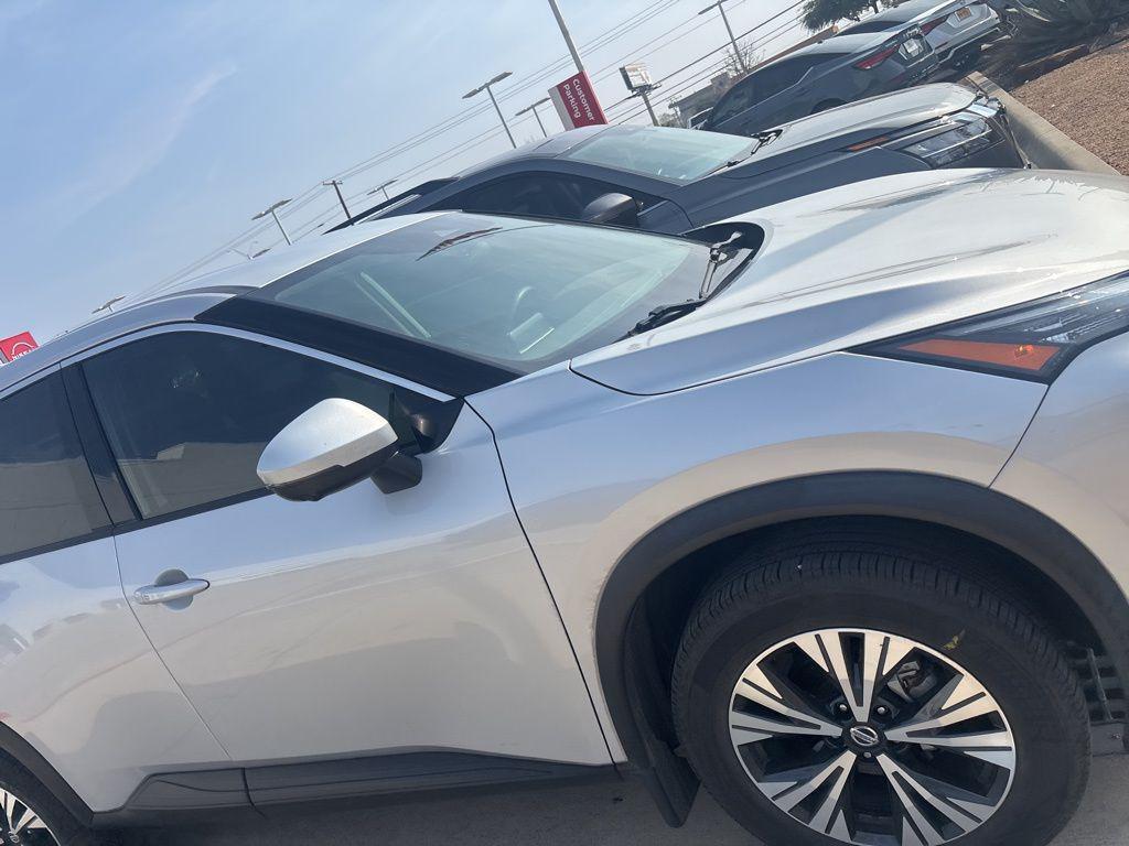 used 2021 Nissan Rogue car, priced at $16,284