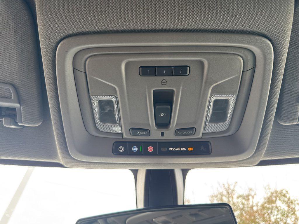 used 2021 Chevrolet Silverado 1500 car, priced at $25,999