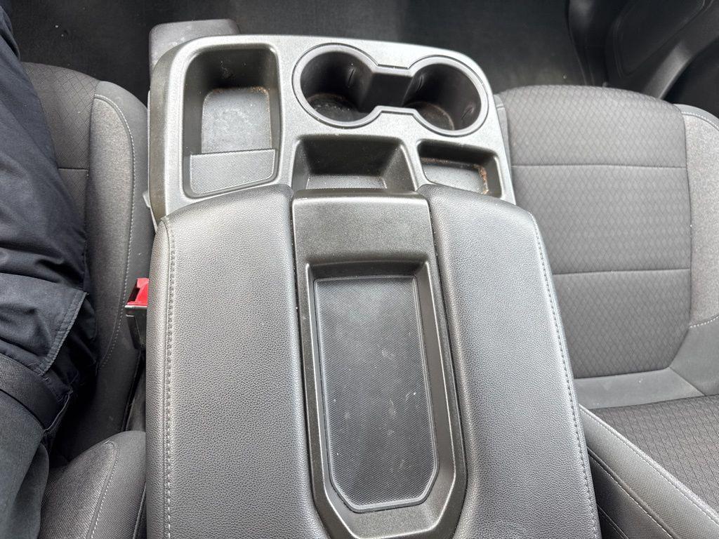 used 2021 Chevrolet Silverado 1500 car, priced at $25,999