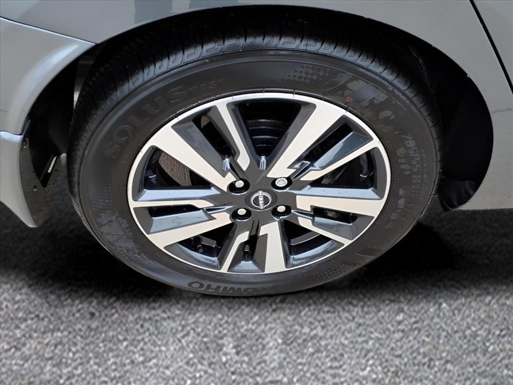 new 2025 Nissan Versa car, priced at $19,792