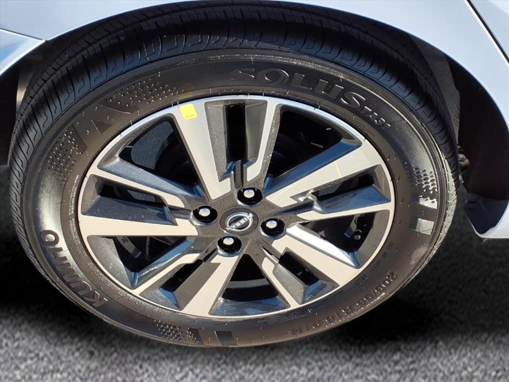 new 2025 Nissan Versa car, priced at $18,021