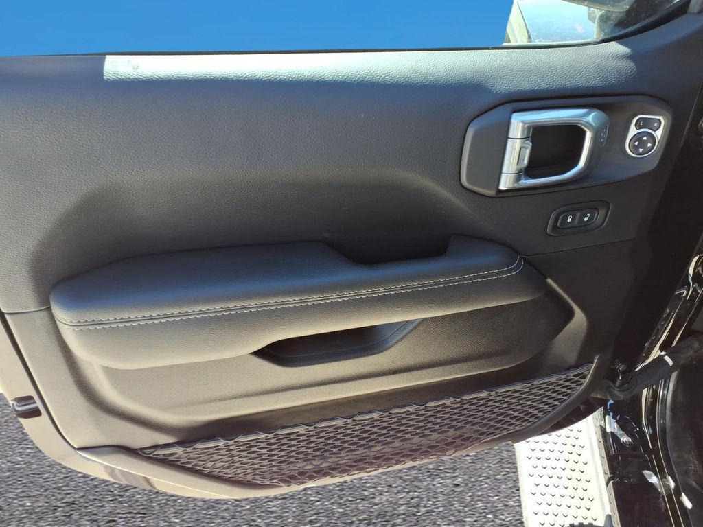 used 2022 Jeep Wrangler Unlimited car, priced at $30,000