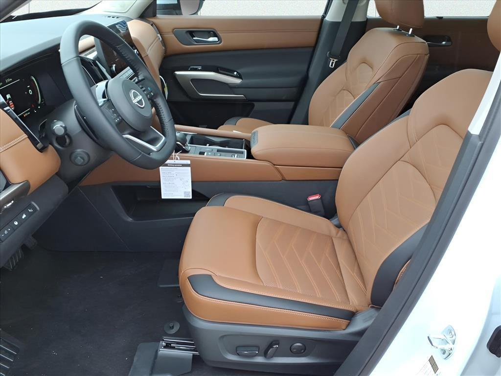 new 2025 Nissan Pathfinder car, priced at $42,692