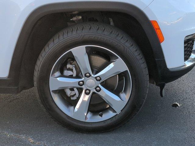 used 2022 Jeep Grand Cherokee L car, priced at $28,327
