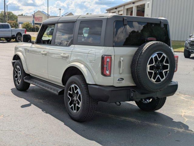 new 2025 Ford Bronco car, priced at $52,242