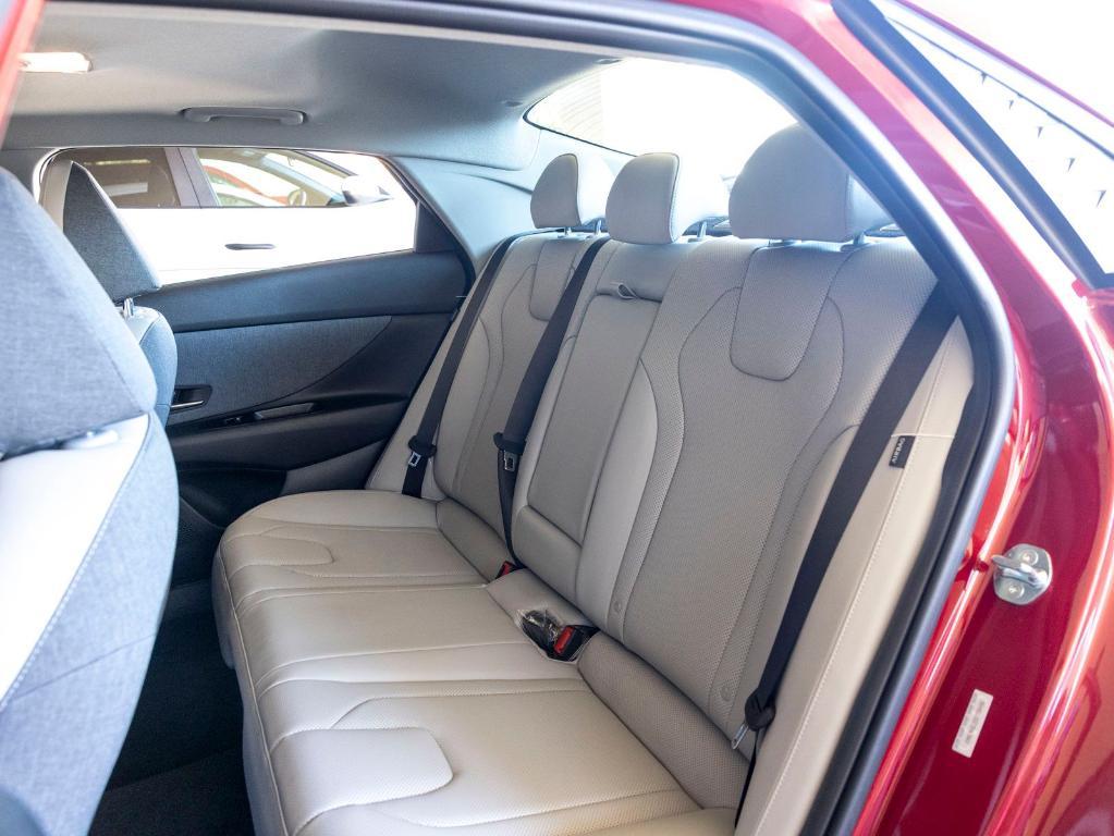 new 2025 Hyundai ELANTRA HEV car, priced at $32,075