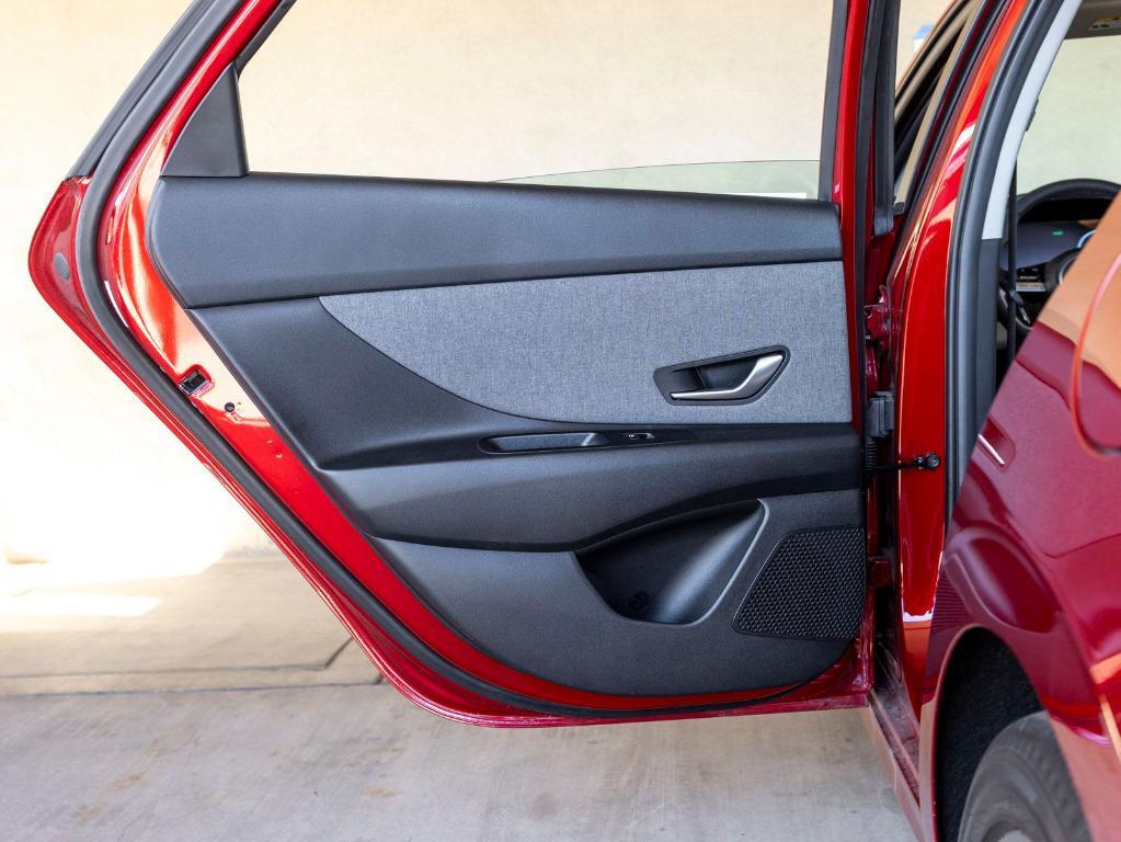 new 2025 Hyundai ELANTRA HEV car, priced at $32,075