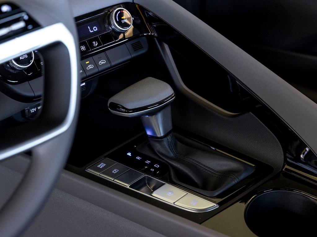 new 2025 Hyundai ELANTRA HEV car, priced at $27,720