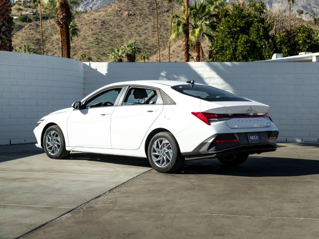 new 2025 Hyundai ELANTRA HEV car, priced at $27,720