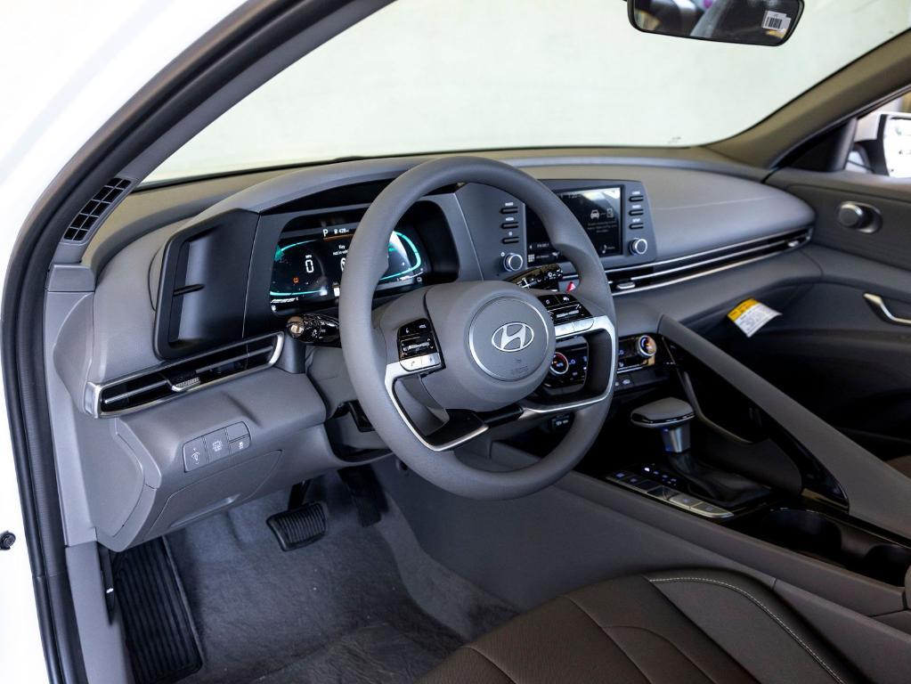 new 2025 Hyundai ELANTRA HEV car, priced at $27,720