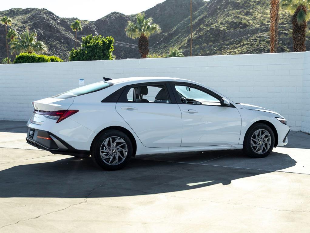 new 2025 Hyundai ELANTRA HEV car, priced at $27,720