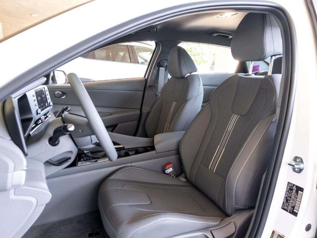 new 2025 Hyundai ELANTRA HEV car, priced at $27,720