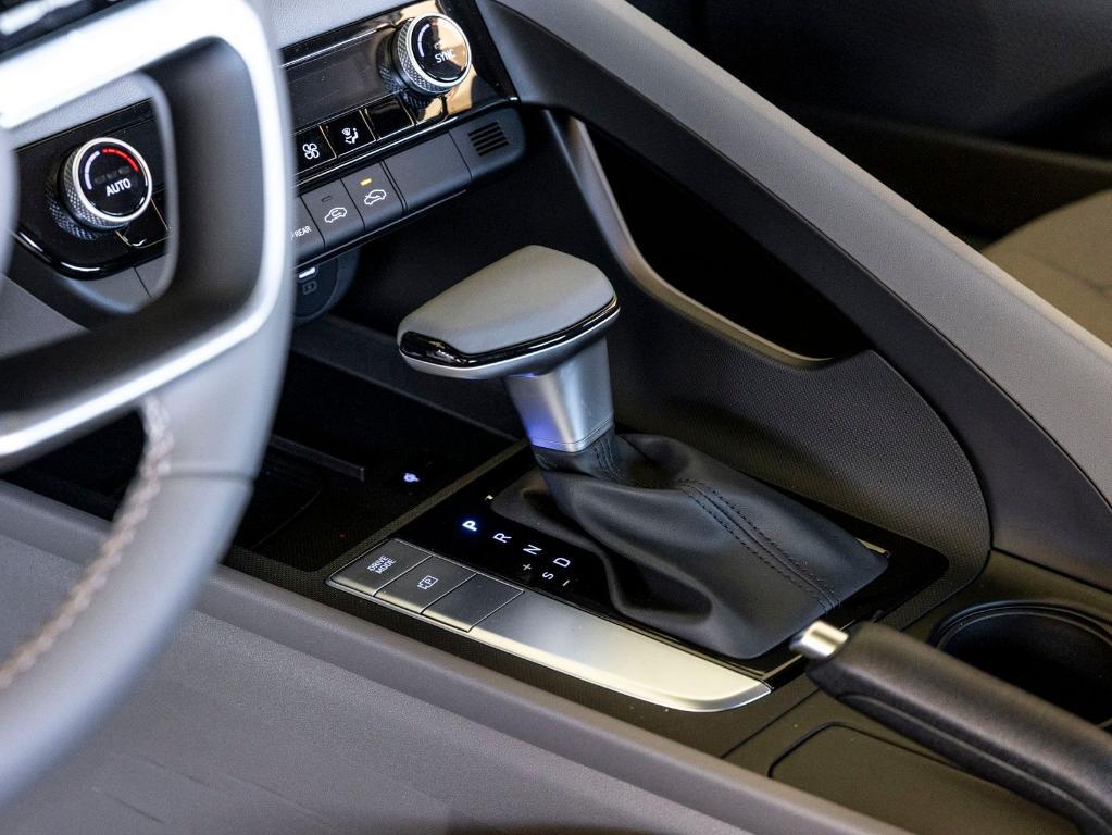 new 2025 Hyundai Elantra car, priced at $25,605